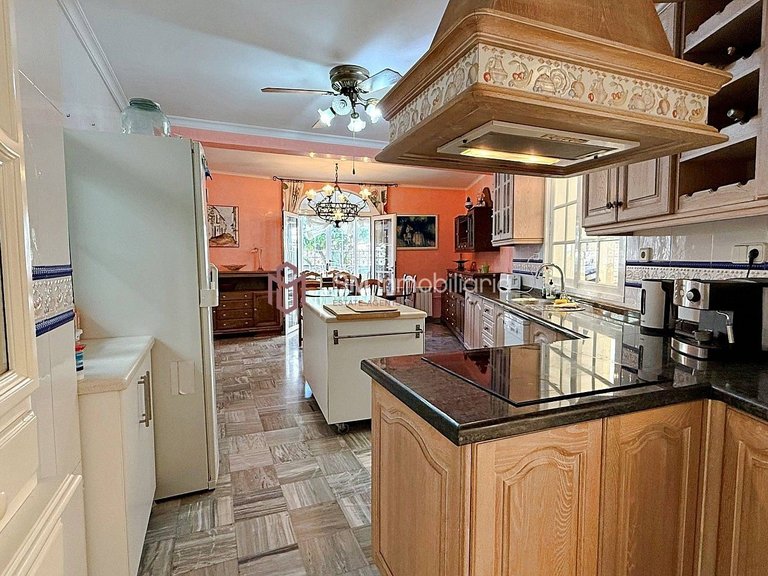 Villa for Sale in Chaparil - Torrecilla - Punta Lara, Nerja, Malaga 14