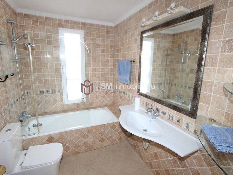 Villa for Sale in Avda Pescia - Ctra de Frigiliana, Nerja, Malaga 14