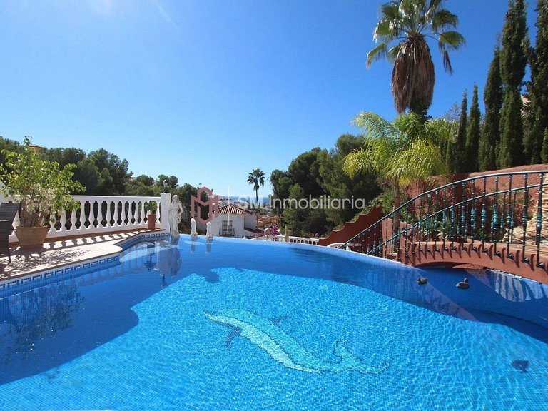 Villa for Sale in Avda Pescia - Ctra de Frigiliana, Nerja, Malaga 2