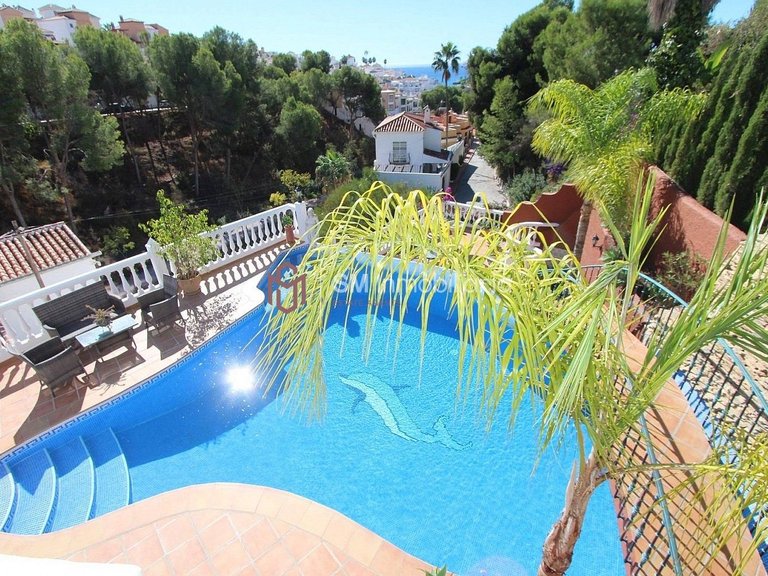 Villa for Sale in Avda Pescia - Ctra de Frigiliana, Nerja, Malaga 3