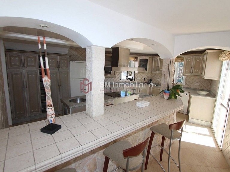 Villa for Sale in Avda Pescia - Ctra de Frigiliana, Nerja, Malaga 6