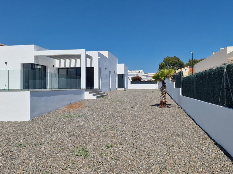 Villa for Sale in La Nucía, Alicante 15
