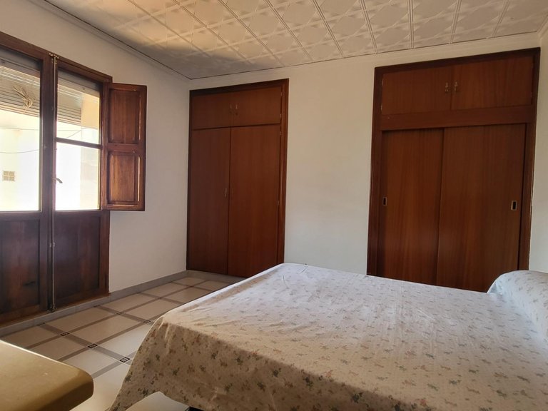 Villa for Sale in Montichelvo, Valencia 46