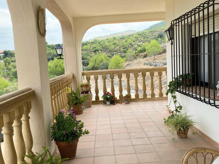 Villa for Sale in Ontinyent, Valencia 3