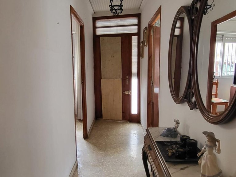 Villa for Sale in Oliva, Valencia 2