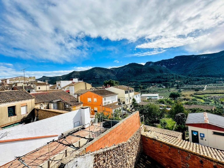 Town House for Sale in Montichelvo, Valencia 1