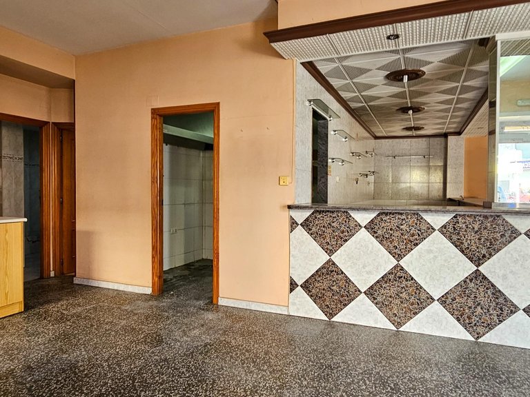 Commercial for Sale in Oliva, Valencia 12