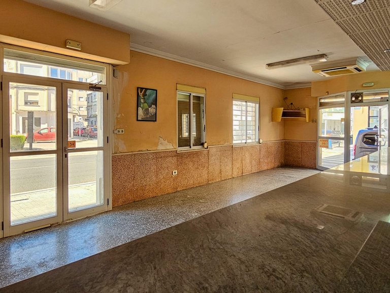 Commercial for Sale in Oliva, Valencia 15
