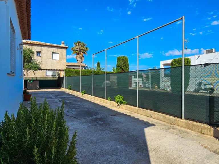 Villa for Sale in Oliva, Valencia 5