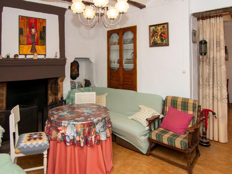 Villa for Sale in Planes, Alicante 5