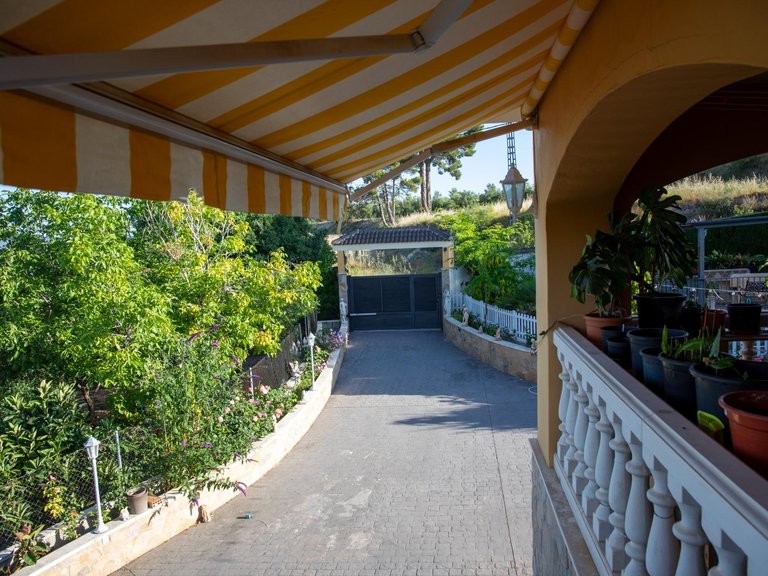 Villa for Sale in Benimarfull, Alicante 2
