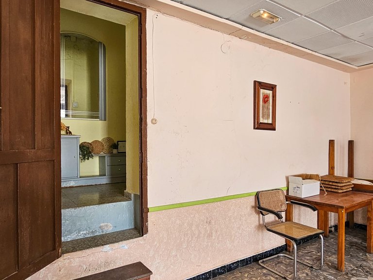 Commercial for Sale in Rotova, Valencia 48