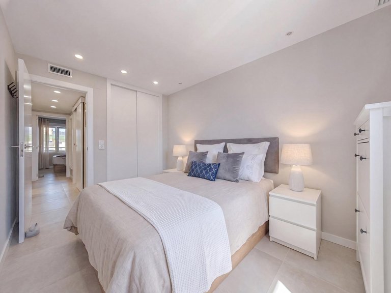 Apartment for Sale in Gandia, Valencia 28