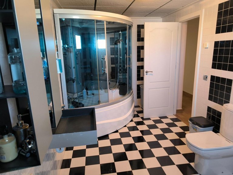 Villa for Sale in Costa Blanca Torrevieja, Alicante 26