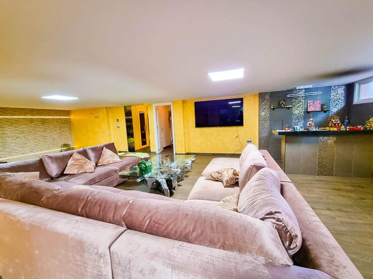 Villa for Sale in Costa Blanca Torrevieja, Alicante 10