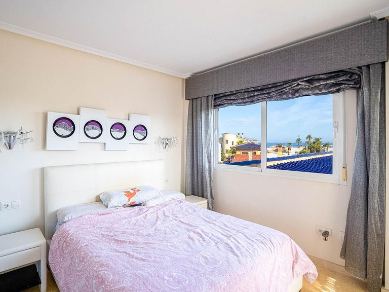 Villa for Sale in Costa Blanca Torrevieja, Alicante 11