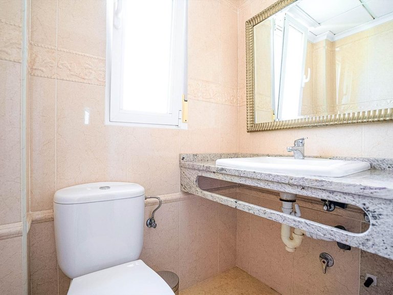 Villa for Sale in Costa Blanca Torrevieja, Alicante 31