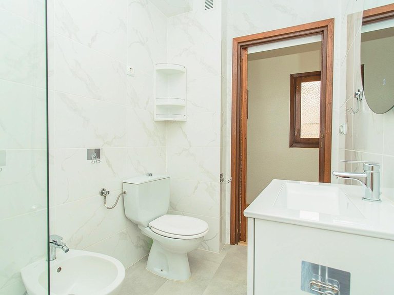 Apartment for Sale in Torrevieja, Alicante 15