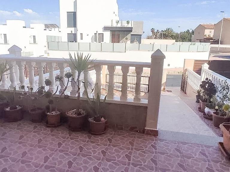 Town House for Sale in Costa Blanca Torrevieja, Alicante 2