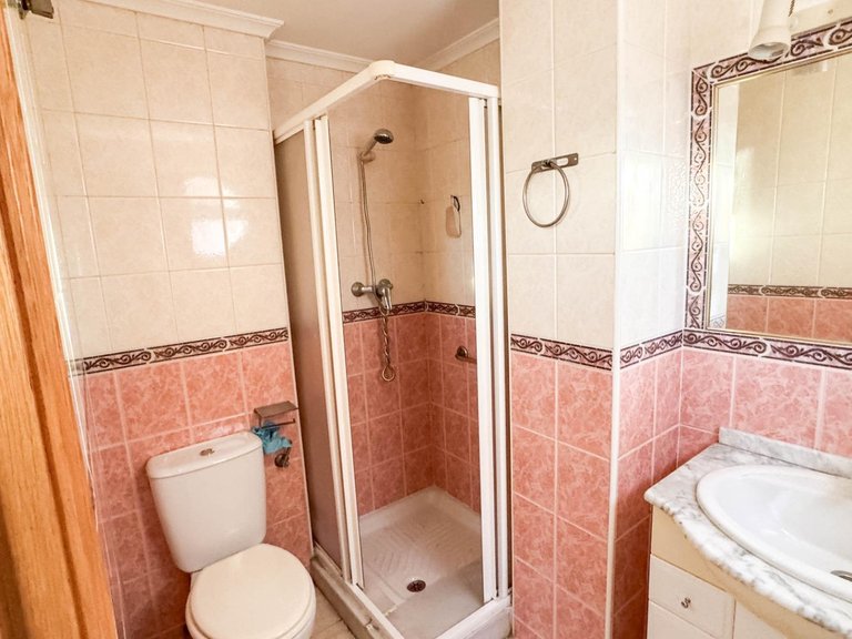 Apartment for Sale in Torrevieja, Alicante 18