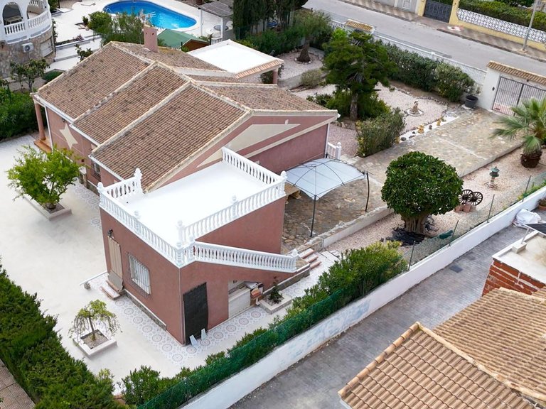 Villa for Sale in Costa Blanca Torrevieja, Alicante 38