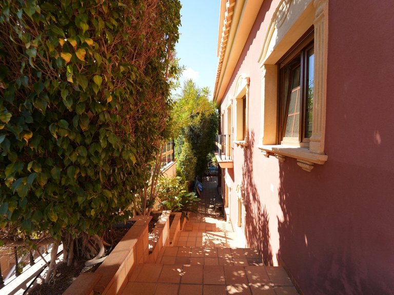 Villa for Sale in Costa Blanca Orihuela Costa, Alicante 31