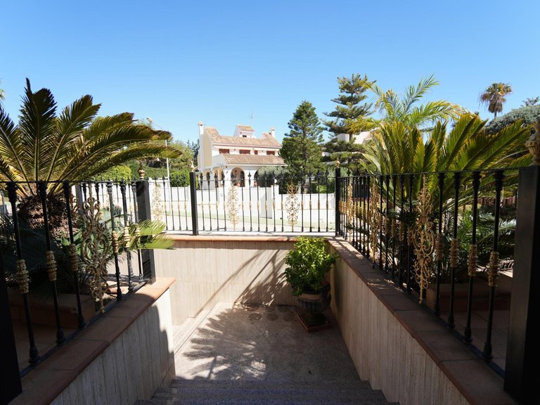 Villa for Sale in Costa Blanca Orihuela Costa, Alicante 36