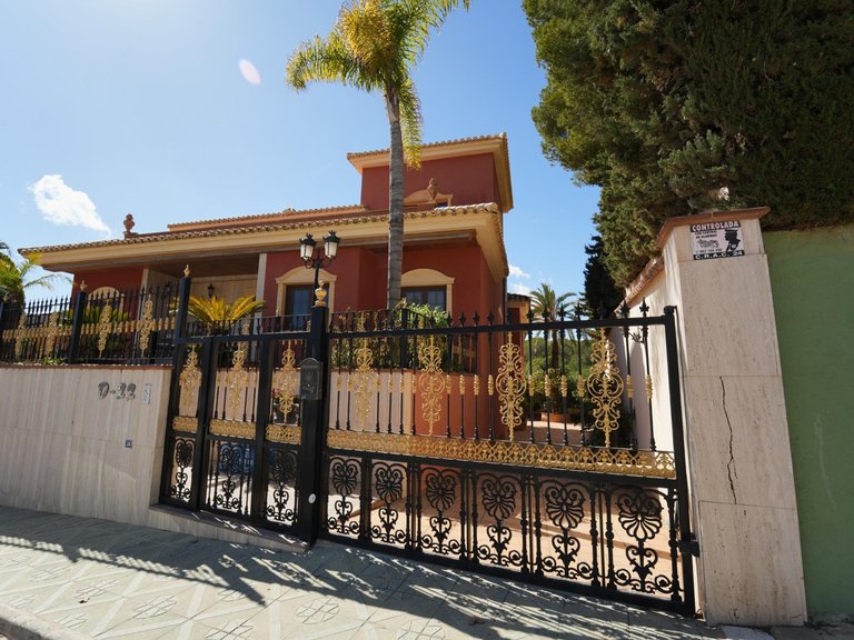 Villa for Sale in Costa Blanca Orihuela Costa, Alicante 40