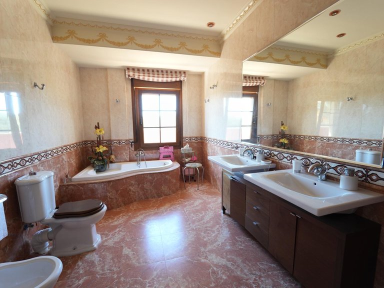 Villa for Sale in Costa Blanca Orihuela Costa, Alicante 7