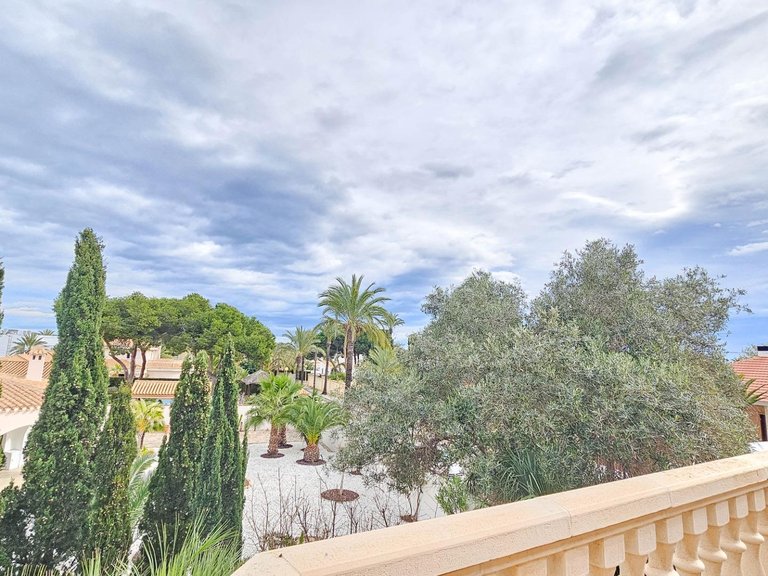 Villa for Sale in Costa Blanca Cabo Roig, Alicante 12