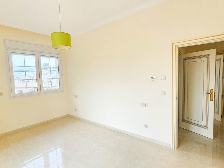 Villa for Sale in Costa Blanca Cabo Roig, Alicante 28
