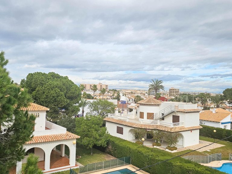 Villa for Sale in Costa Blanca Cabo Roig, Alicante 38