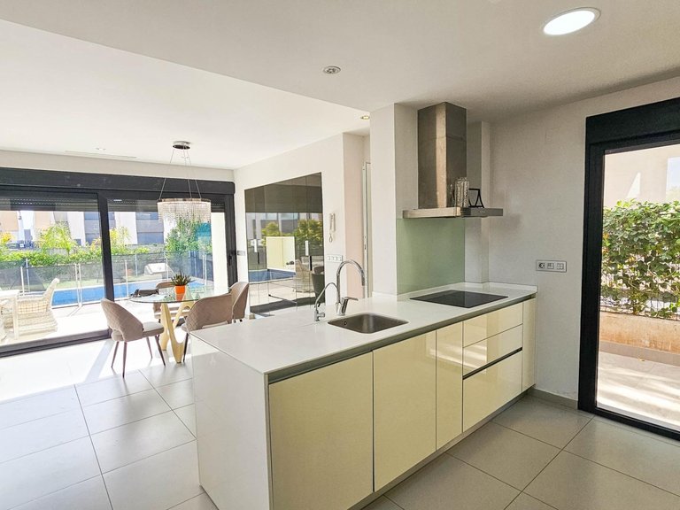 Villa for Sale in Inland Rojales, Alicante 13