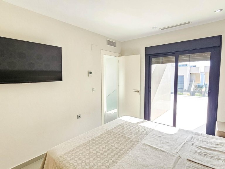 Villa for Sale in Inland Rojales, Alicante 24