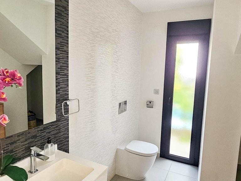 Villa for Sale in Inland Rojales, Alicante 9