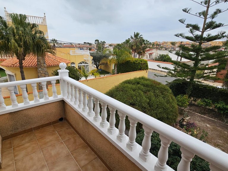 Villa for Sale in Costa Blanca Torrevieja, Alicante 21
