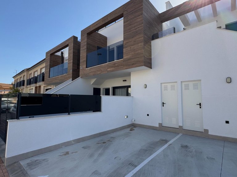 Villa for Sale in Costa Calida San Pedro Del Pinatar, Murcia 2