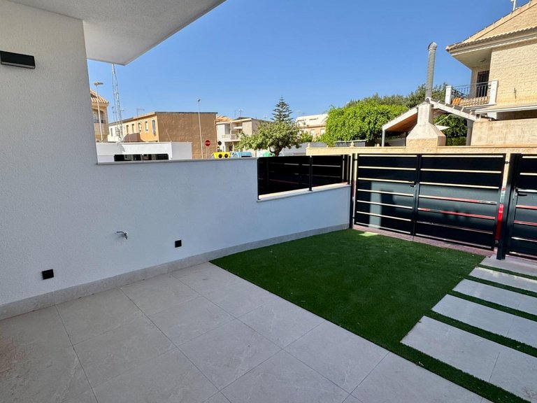 Villa for Sale in Costa Calida San Pedro Del Pinatar, Murcia 5
