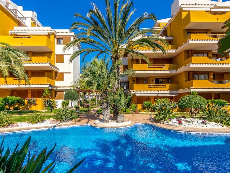 Apartment for Sale in Costa Blanca Torrevieja, Alicante 1