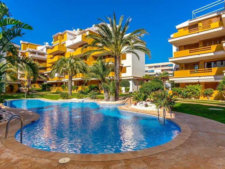 Apartment for Sale in Costa Blanca Torrevieja, Alicante 3
