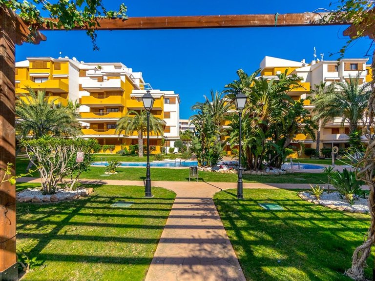 Apartment for Sale in Costa Blanca Torrevieja, Alicante 4