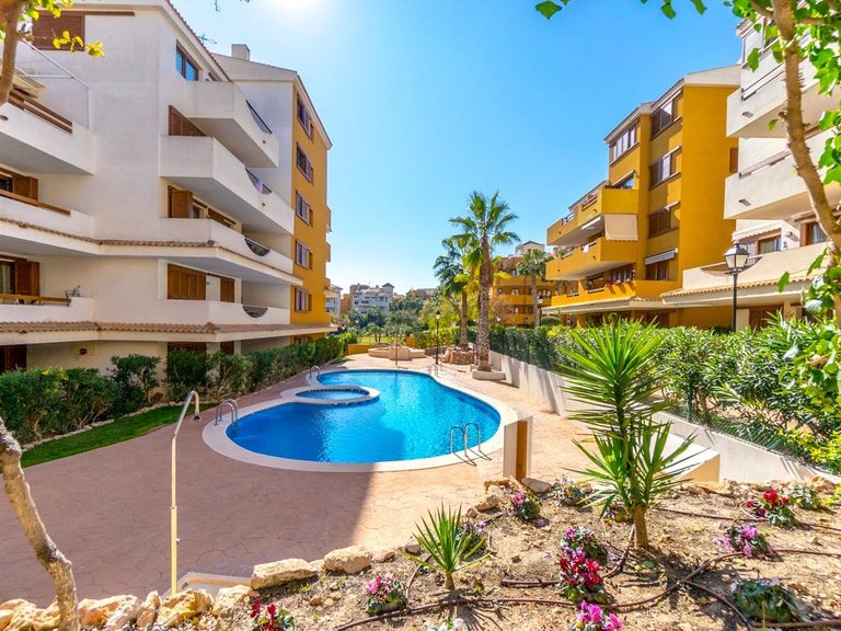 Apartment for Sale in Costa Blanca Torrevieja, Alicante 7