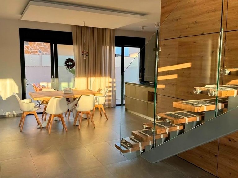 Villa for Sale in Inland Rojales, Alicante 10