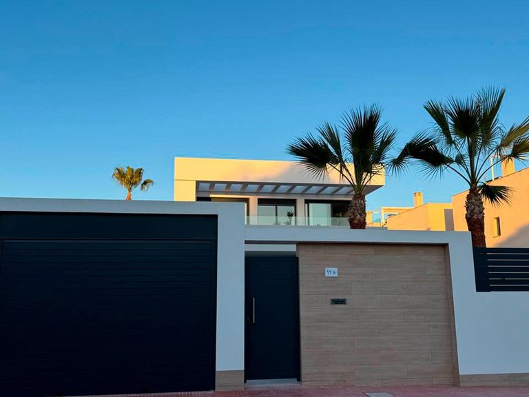 Villa for Sale in Inland Rojales, Alicante 2