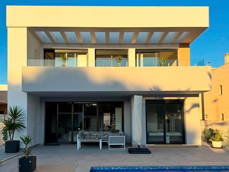 Villa for Sale in Inland Rojales, Alicante 3