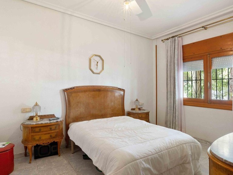 Villa for Sale in Costa Blanca Torrevieja, Alicante 12