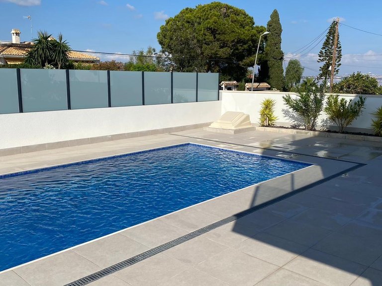Villa for Sale in Costa Blanca Torrevieja, Alicante 19