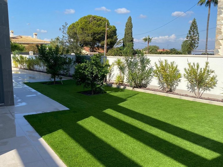 Villa for Sale in Costa Blanca Torrevieja, Alicante 26