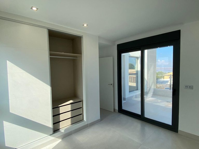 Villa for Sale in Costa Blanca Torrevieja, Alicante 3