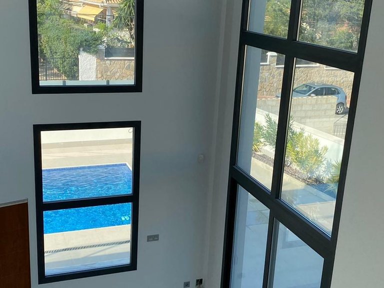 Villa for Sale in Costa Blanca Torrevieja, Alicante 42